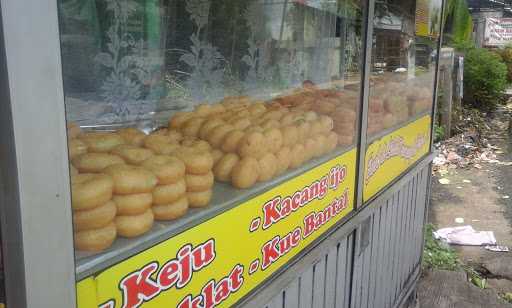 Donat Rizky 6