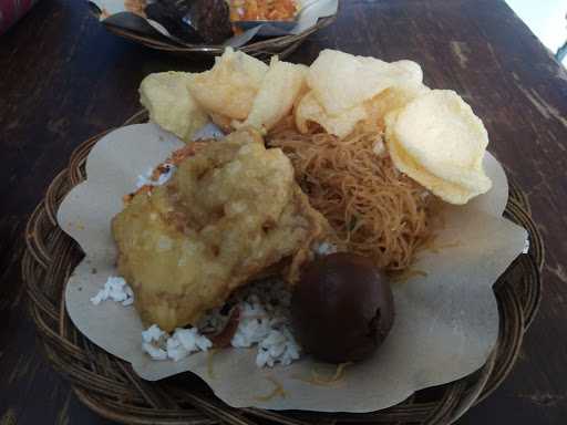 Mpok Mar Ketupat Sayur & Nasik Uduk 2