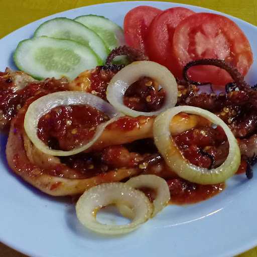 Pojok Seafood & Ayam Geprek Hde 88 4