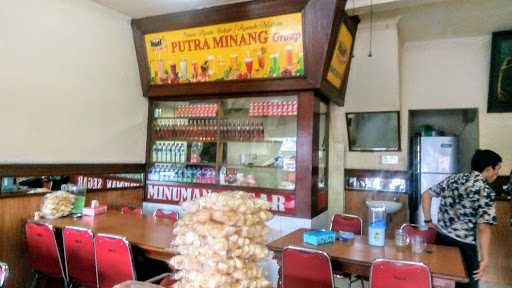 Rm Putra Minang 9