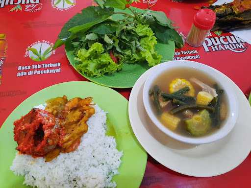 Rm Sayur Asem Betawi H Masa 8