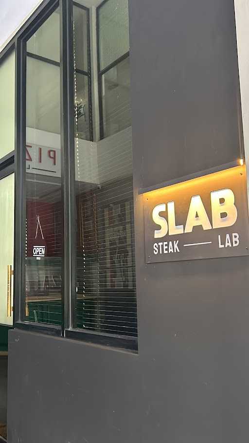 Slab - Steak Lab Bintaro 9