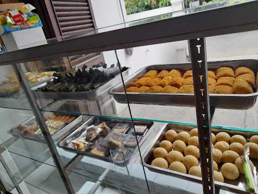 Toko Kue Bu Rohmah 1