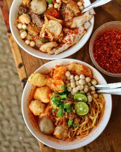 Baso Aci Akang New Jatiwaringin 8