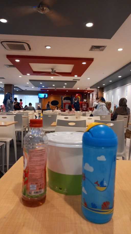 KFC - Pondok Gede Plaza Park 10