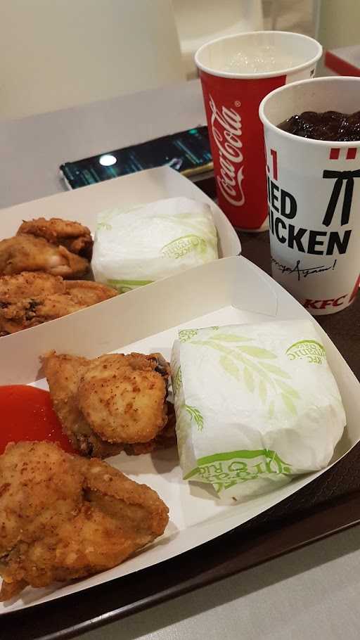 KFC - Pondok Gede Plaza Park 6