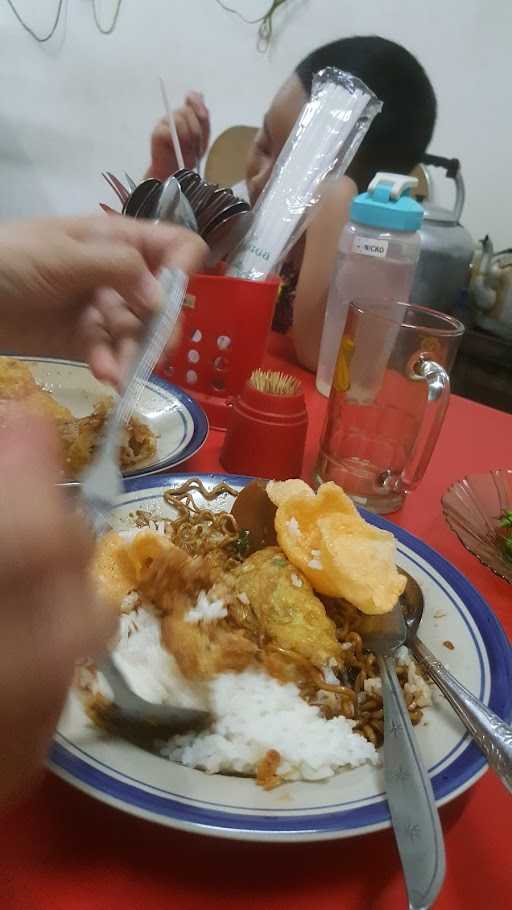 Nasi Uduk Betawi Bang Topik 7