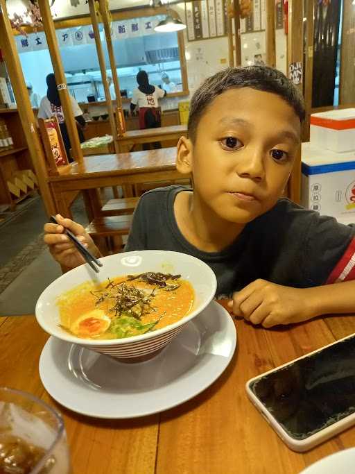 Roji Ramen Pondok Gede 7