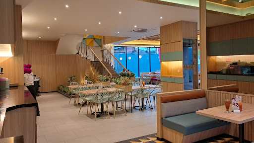 Solaria - Jatiwaringin 2