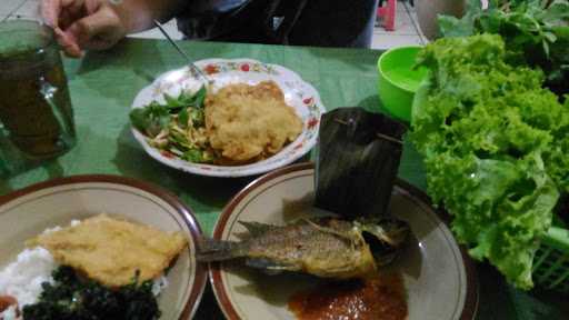 Warung Nasi Sunda Baraya 1