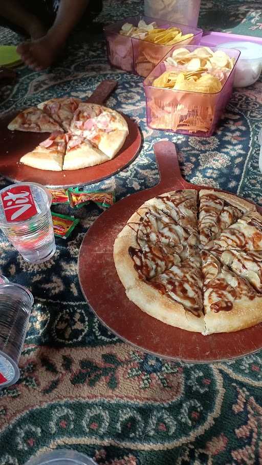 Warung Pizza Classicc 4