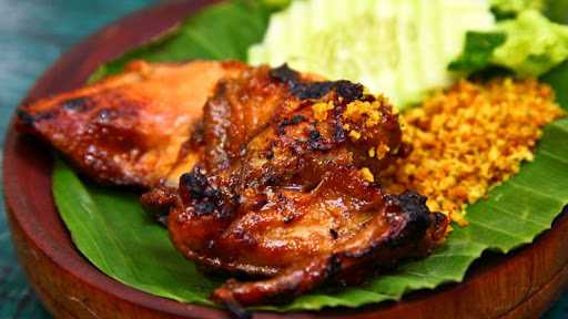 Ayam Bakar Pak Nawi 2