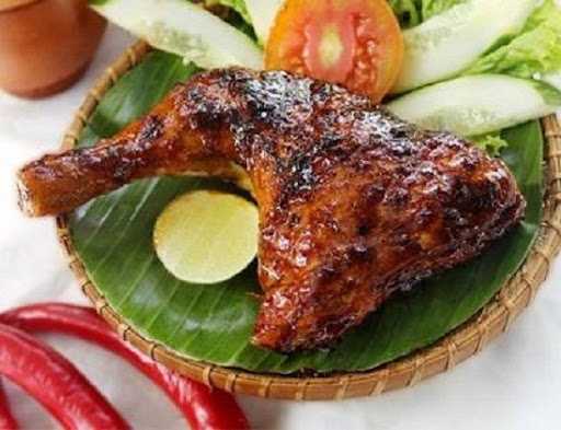 Ayam Bakar Pak Nawi 1