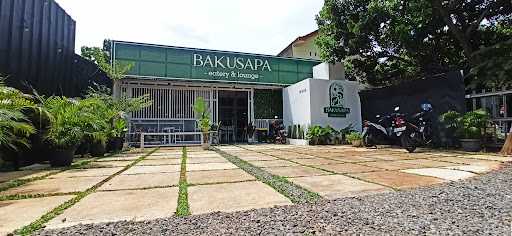 Bakusapa - Eatery & Lounge 10