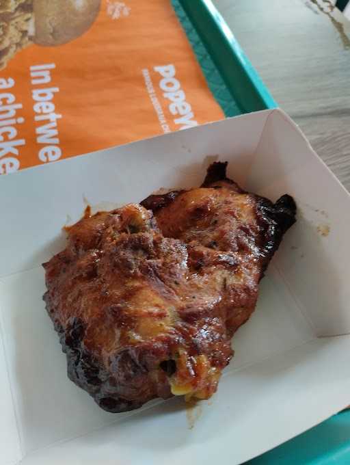 Popeyes Hankam Pondok Gede 4