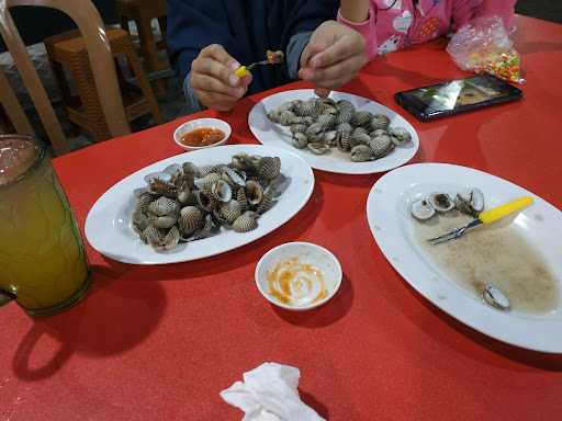 Seafood 68 Pasar Kecapi 8