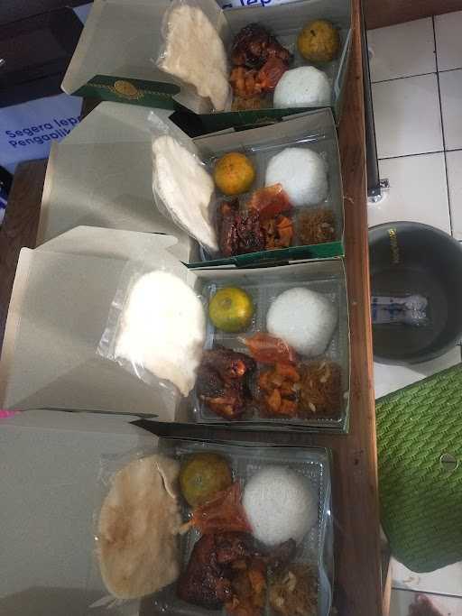 Warung Makan Gudeg Jamilah 9