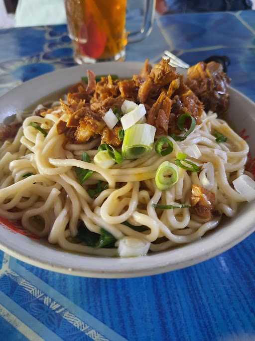 Mie Ayam Pak Kanthong 3