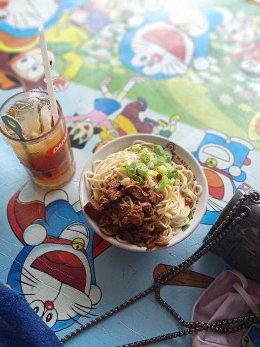 Mie Ayam Pak Kanthong 4