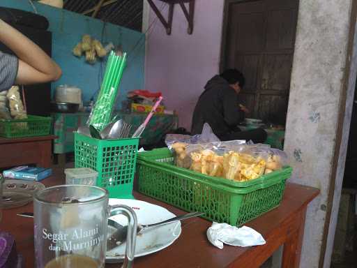 Warung Makan + Soto Mbak Ginah 1