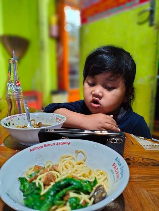 Bakso & Mie Ayam Mandala Wonogiri 8