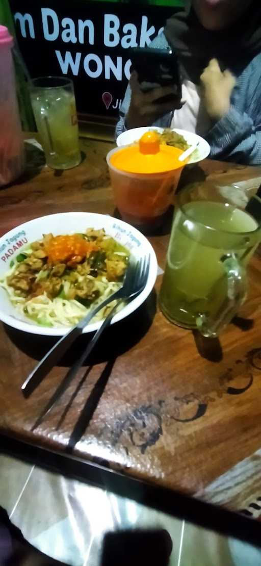 Bakso & Mie Ayam Mandala Wonogiri 3