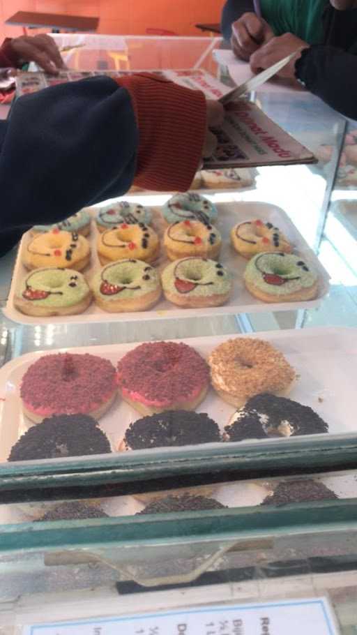 Donat Madu 8