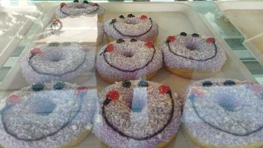 Donat Madu 2