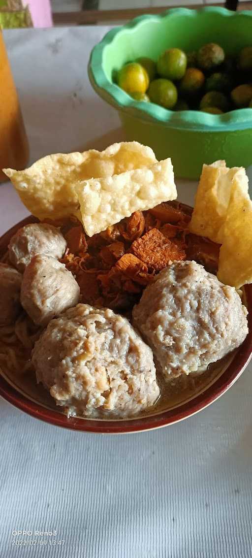 Mie Ayam Bakso Wonogiri 3