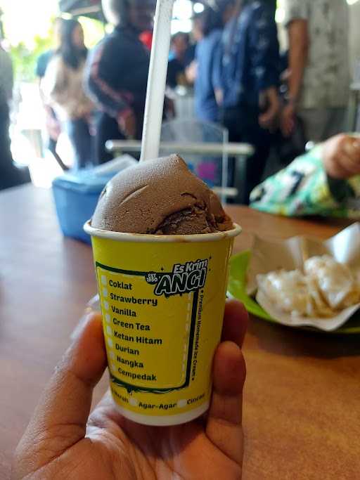 Es Krim Angi 7