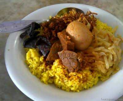 Nasi Kuning & Uduk Lilis Gajahmada 18 2