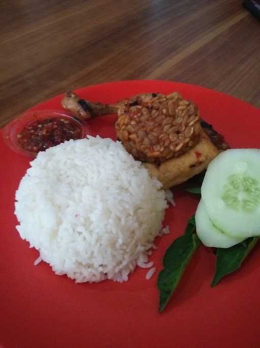 Ayam Penyet Bu Nina 7