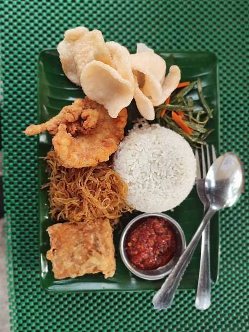 Nasi Uduk Kedai Selasih 1