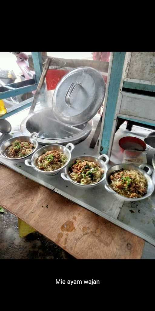 Mie Ayam & Bakso Rajawali 8