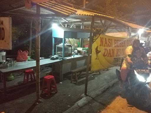 Warung Bebek Dan Ayam Purnama Buaran 3