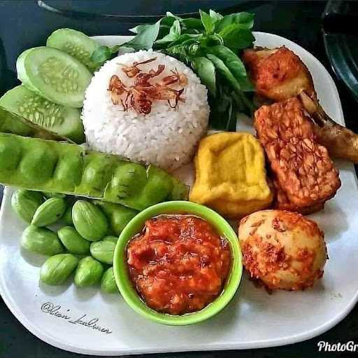 Warung Makan Ayam Lengkuas Mantab 2