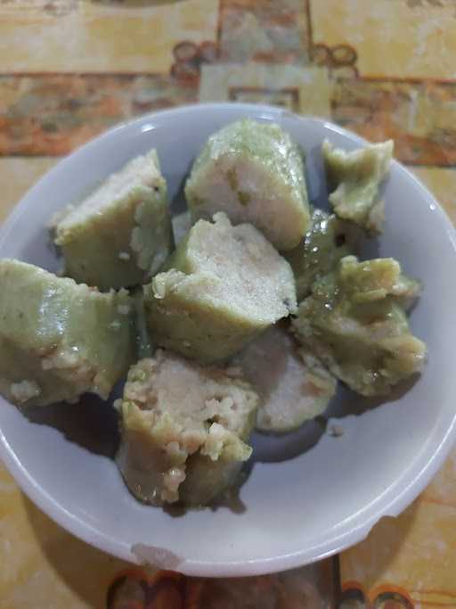 Bakso Solo Stasiun 4