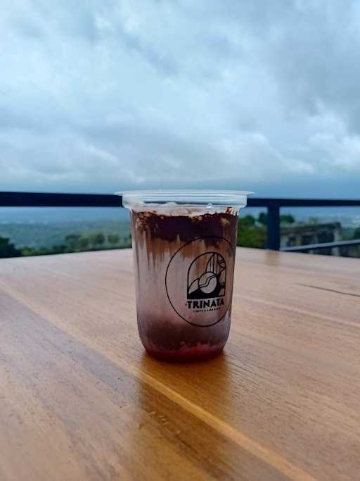 Trinata Coffee And View 9