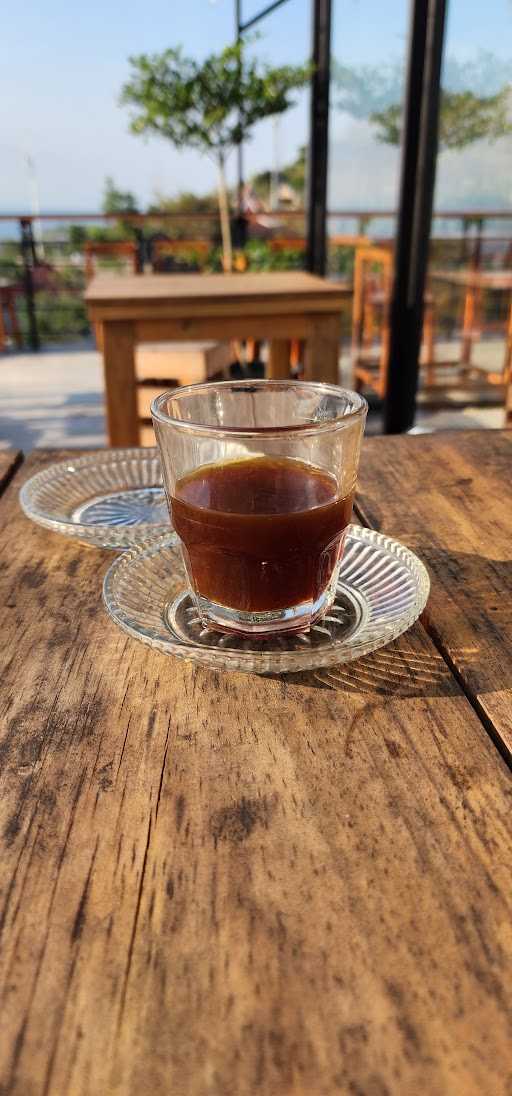 Trinata Coffee And View 3