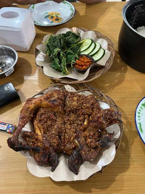 Ayam Panggang Mbah Dinem Bogem 6