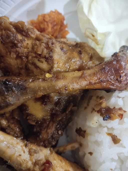 Ayam Panggang Mbah Dinem Bogem 3