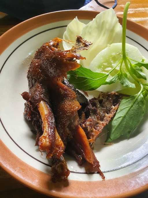 Bebek Goreng Suwarni 10