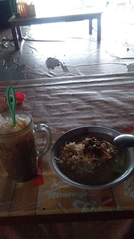 Ijo Warung Cafe Lesehan - Mie Ayam Bakso Soto 3