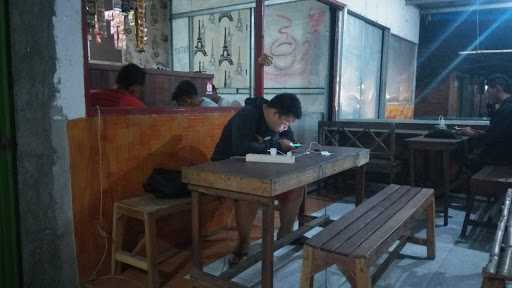 Warkop Merdeka 4