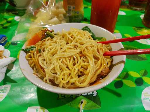 Aw Bakso / Mie Ayam Wonogiri 1