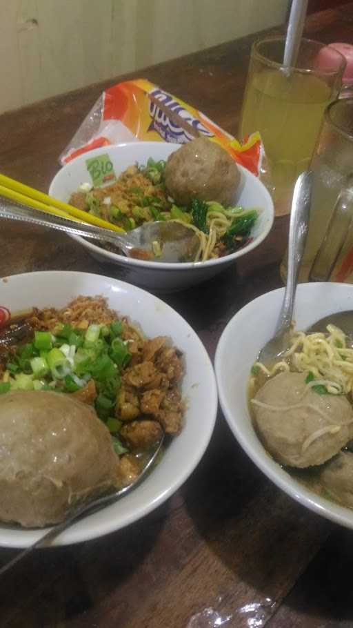 Bakso & Mie Ayam Rocket 4