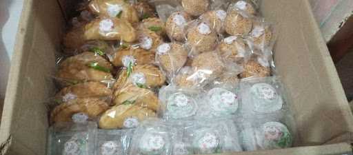 Family Catering&Kue Klepu 5