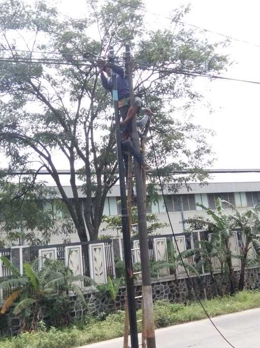 Warung Pak Yanto (Pak Beb) 3