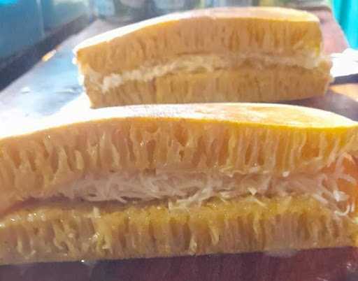 Martabak / Roti Bakar Lovin 5