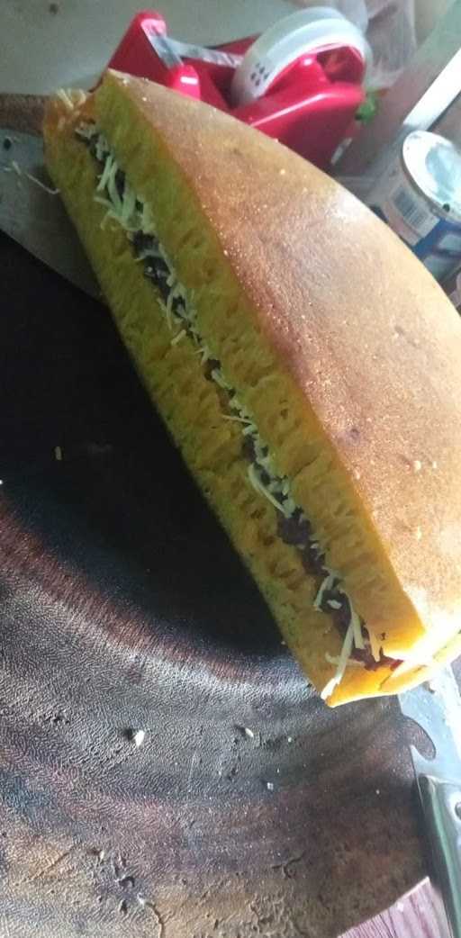 Martabak / Roti Bakar Lovin 8